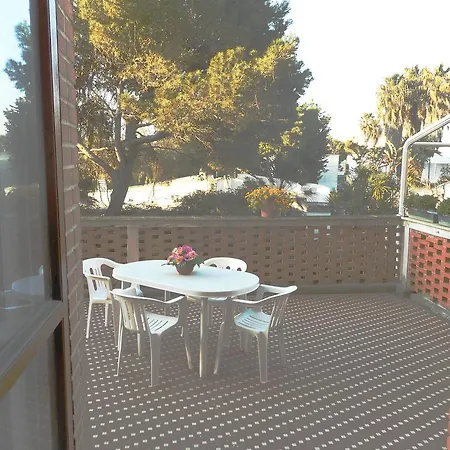 Samsara Accomodation Baia Verde בית נופש *
